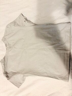 H&M Classic Light Gray Crewneck Tee